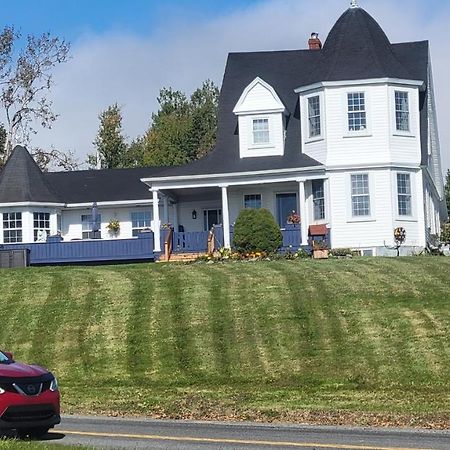 Baddeck Inlet Bryson'S Bed And Breakfast المظهر الخارجي الصورة