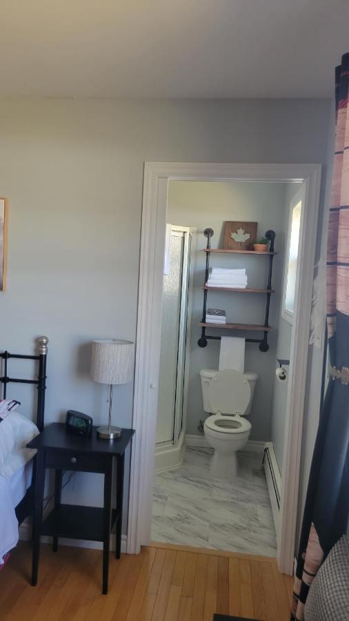 Baddeck Inlet Bryson'S Bed And Breakfast المظهر الخارجي الصورة
